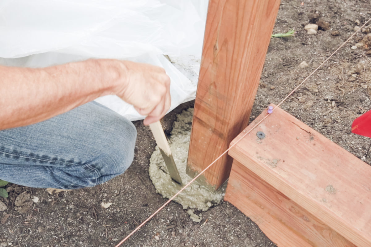 DunnDIY_SetAFencePost-10